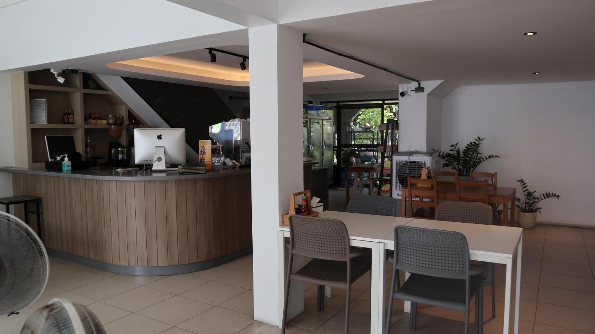 Patong Triple P Hotel Exterior photo